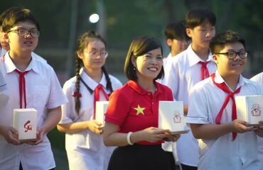 KHÁT VỌNG TRI THỨC